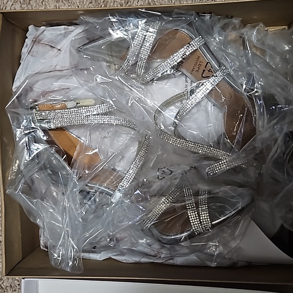 Shoes - Picture 2 of 3